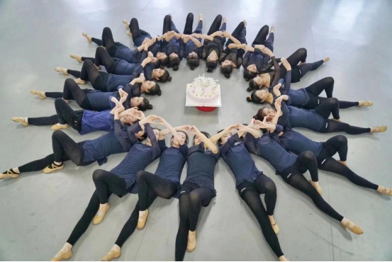 ed_1675699308920876.png 8.png